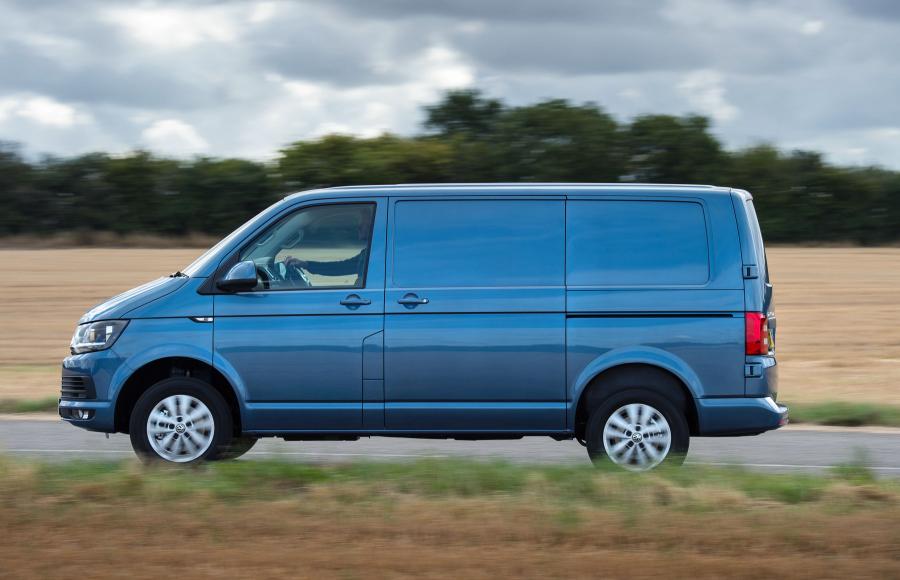  Volkswagen Transporter Kasten (T6) 2015 года  (UK) (фото 20 из 38)